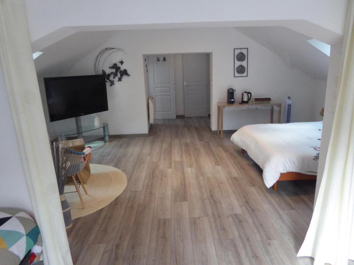 Chez Brigitte Et Gilbert Bed & Breakfast Гебвилер Екстериор снимка