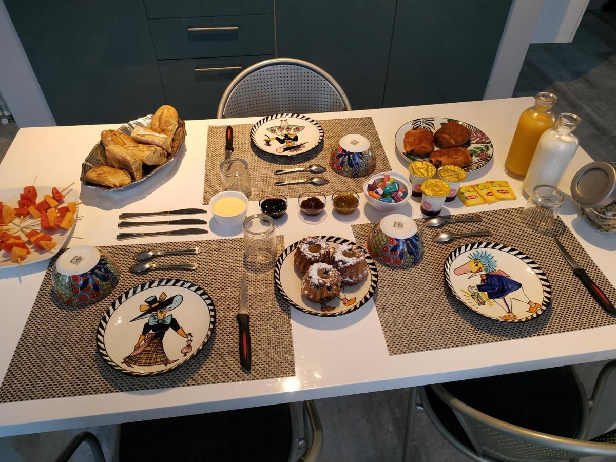 Chez Brigitte Et Gilbert Bed & Breakfast Гебвилер Екстериор снимка